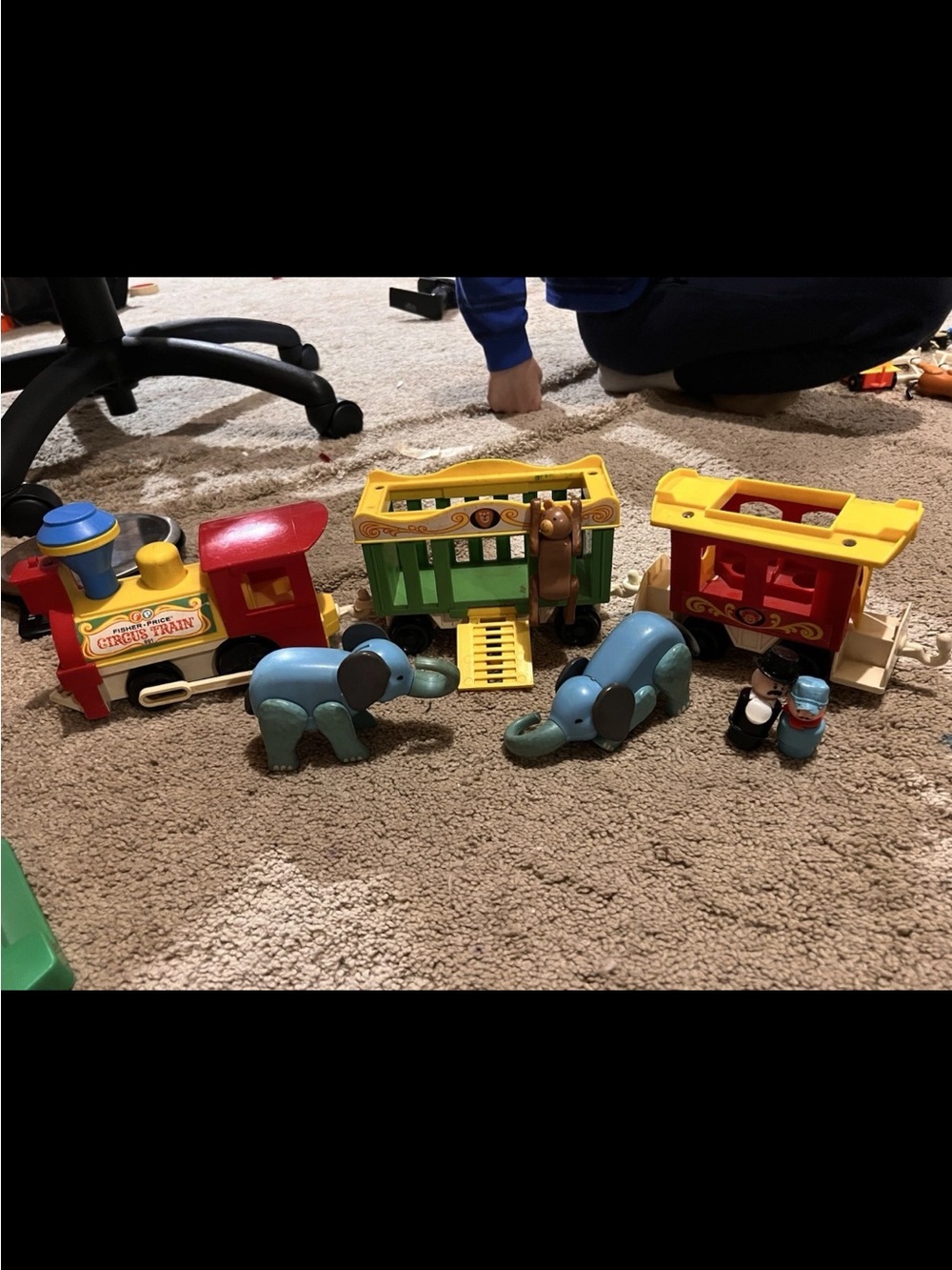 Vintage Fisher Price Little People Circus Train Toy